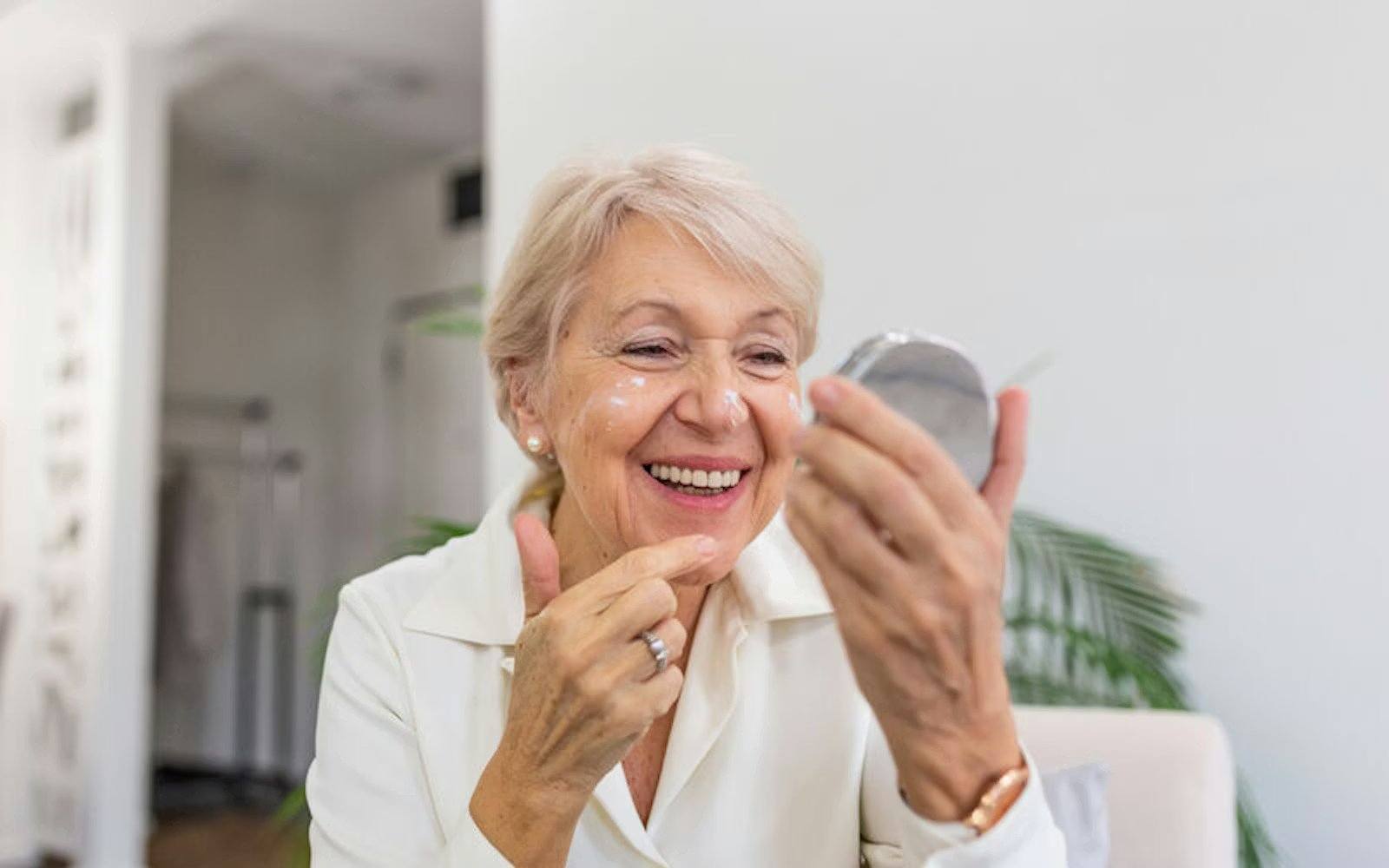 senior-woman-skincare-(1).jpg senior-woman-skincare-(1).jpg