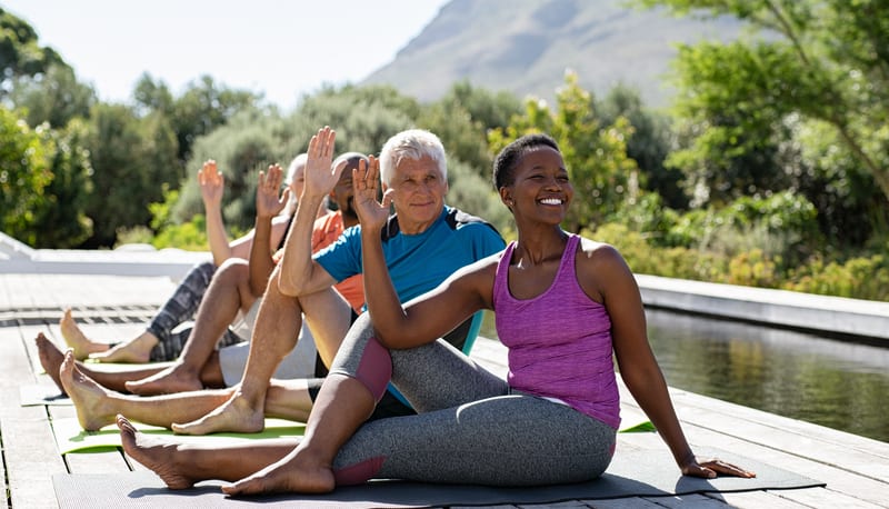 Yoga-(1).jpg Yoga-(1).jpg