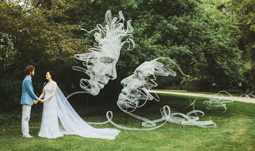 benjamin-shine-sculpts-entwined-ribbon-portraits-for-his-own-wedding-designboom-01