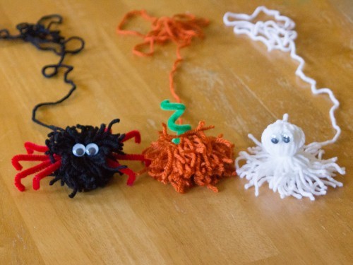 Pom-Pom-Spiders-Pumpkins-Ghosts