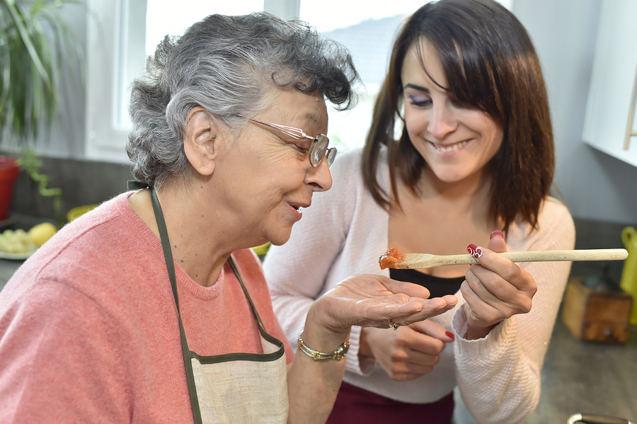 Homecare in Chicago IL: Food Allergy Triggers for the Elderly