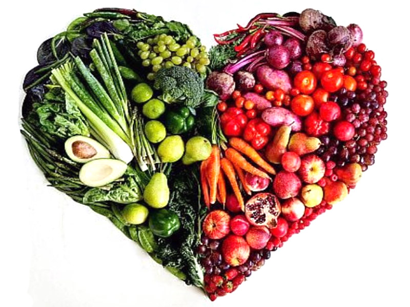 Fruit-veggie-heart (1)